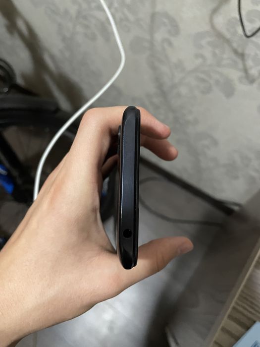 Redmi 9A 32 gb holati yahshi