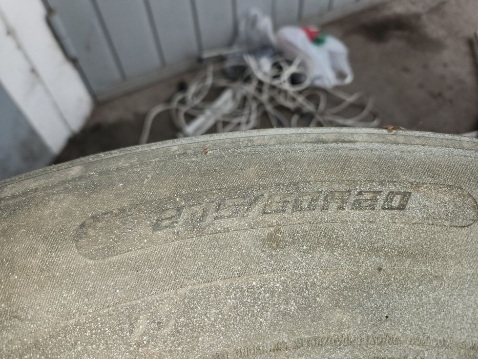 Резина б/у с крузака