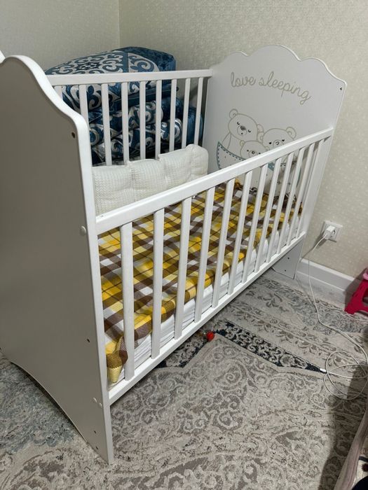Продам кроватку.