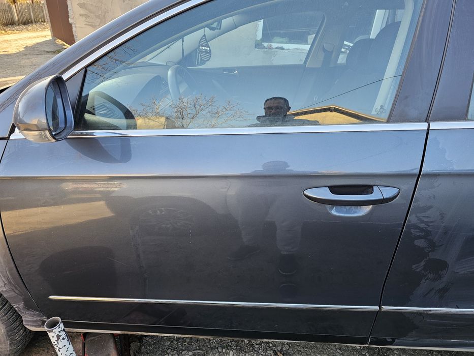 Dezmembrez passat b6 1.4  cod culoare LK7K