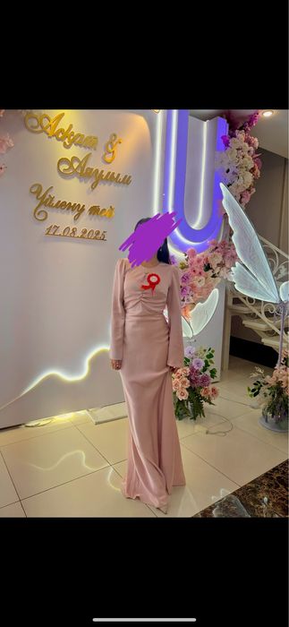 Платье вечернее стильное