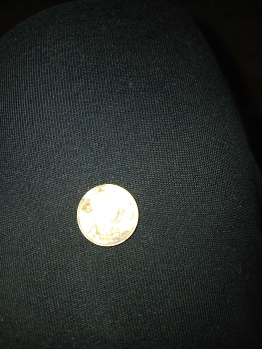 Продавам стари монети