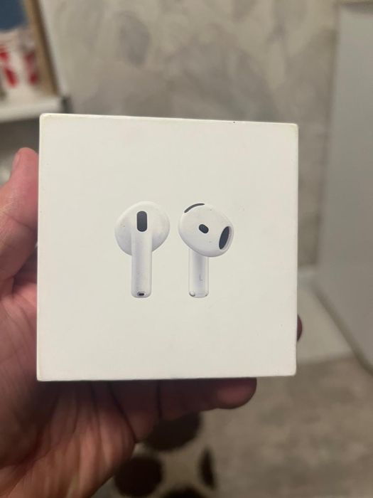 Наушники аир подс 4