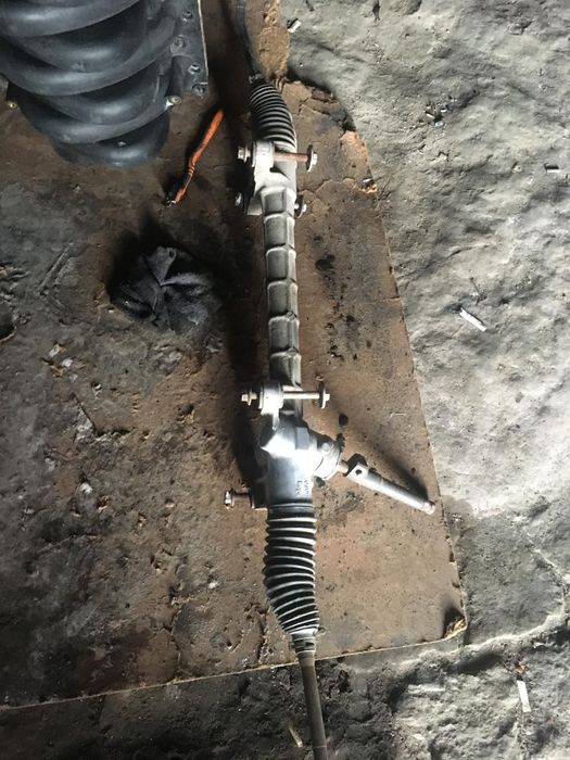 Таета авенсис запчасти