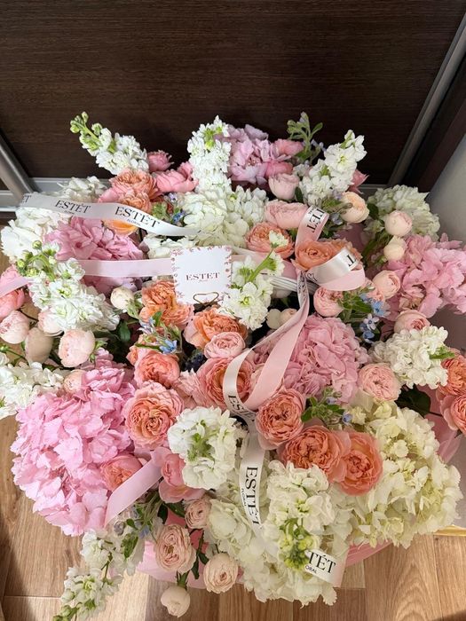 Цветы корзина 80 000 тг