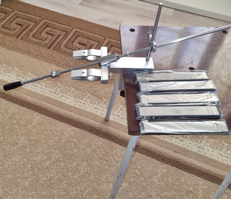 Точилка для ножей