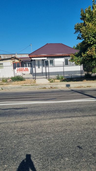 Casa de vanzare