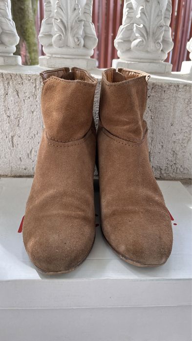 Ghete de piele întoarsă naturală