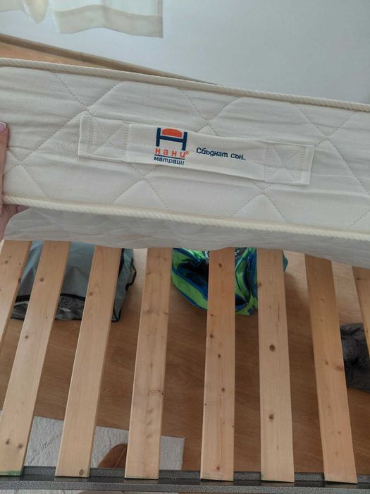 2 метални легла + 2 матрака 90x200