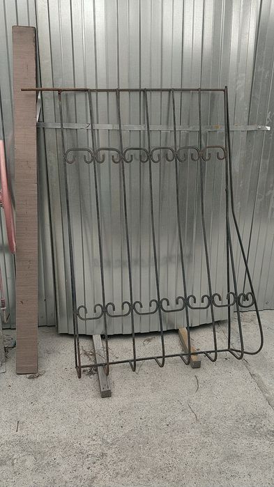 Продам решетки для балкона.
