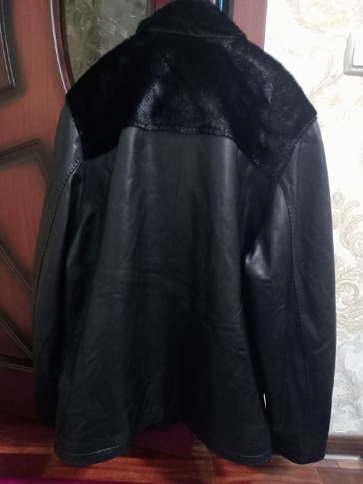 Мужская кожаная куртка
