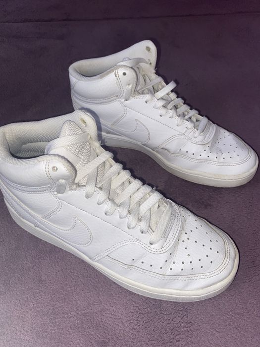 Дамски високи паратонки Nike