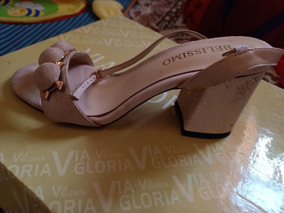 Боссаножка с каблуком