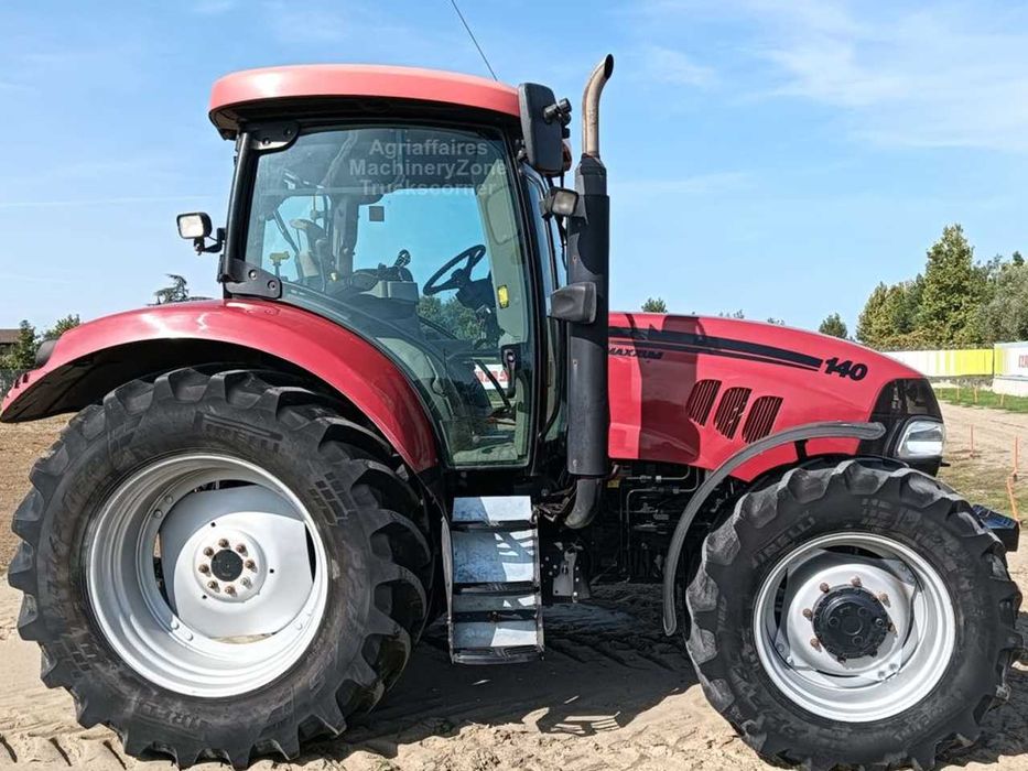 Трактор колесный Case IH MAXXUM 140