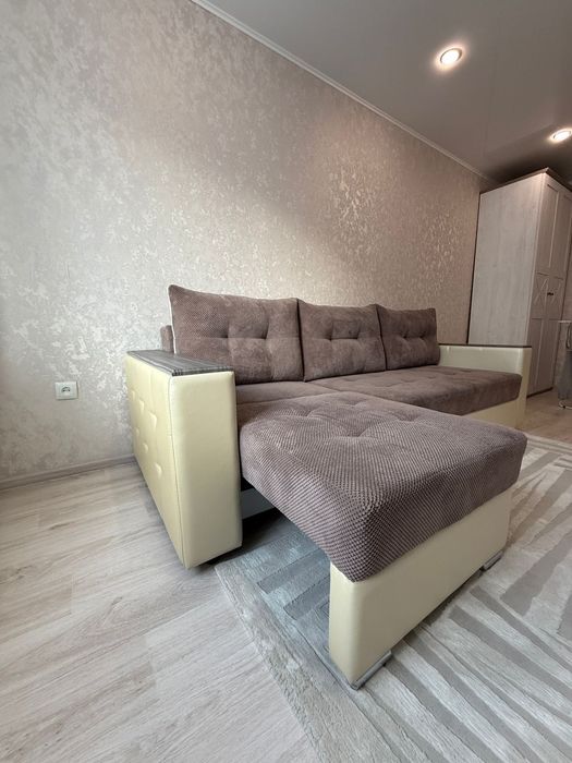 Продам диван в отличном состоянии.