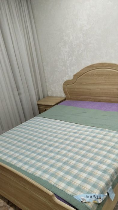 Продам спальный гарнитур