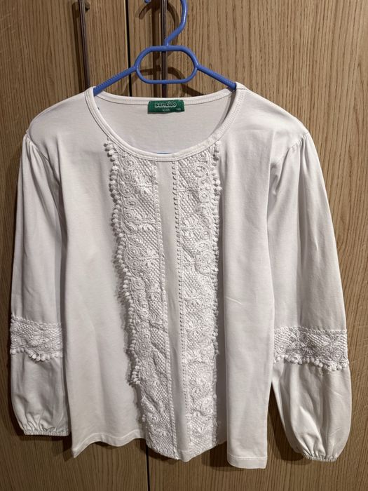 Bluze albe pentru fete