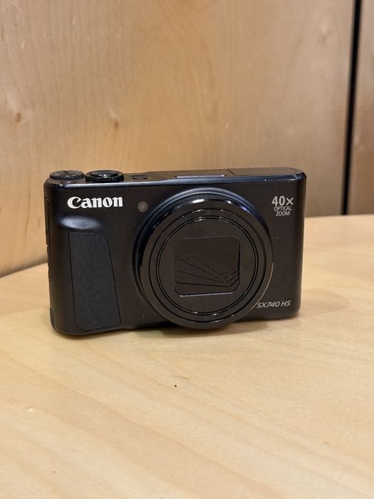 Фотоаппарат Canon SX740 HS