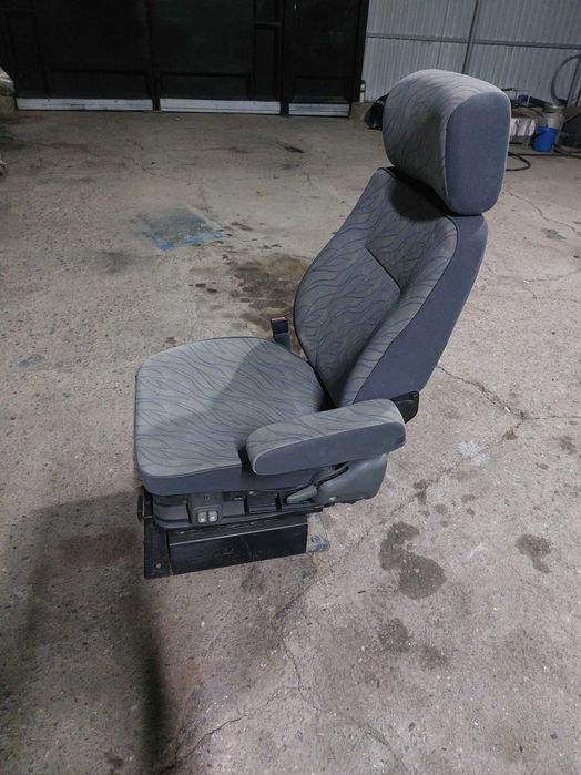 Сидение на спецтехнику.