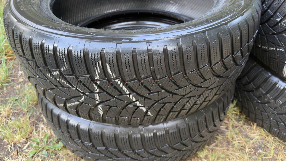 Зимни гуми тоуо-tires 225/55/18 дот 24-20