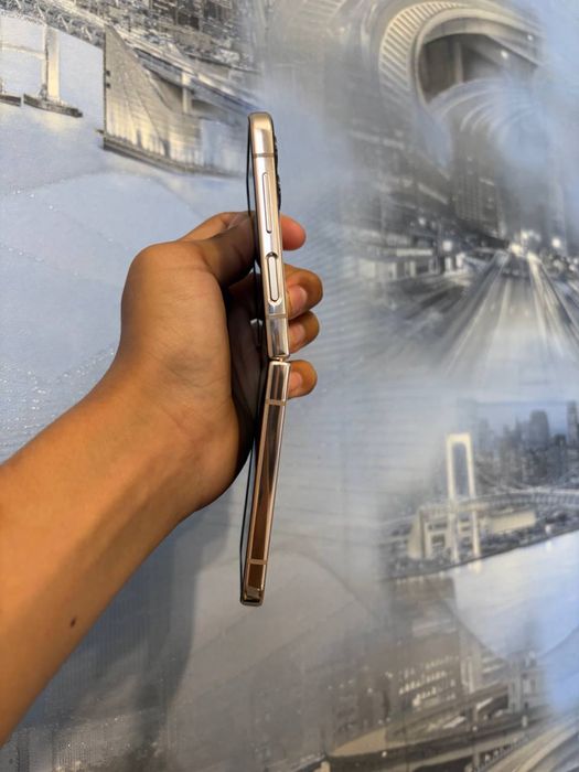 Galaxy Z Flip 4
