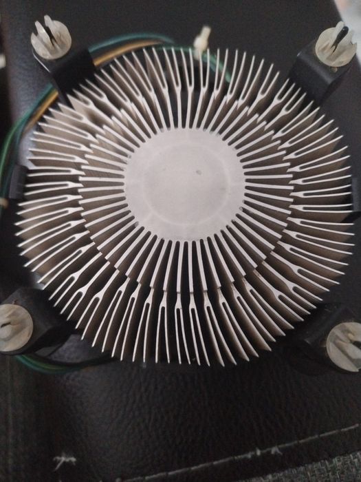 Procesor i5 2500s, 8 GB RAM DDR3, cooler Intel, hdd 250 gb