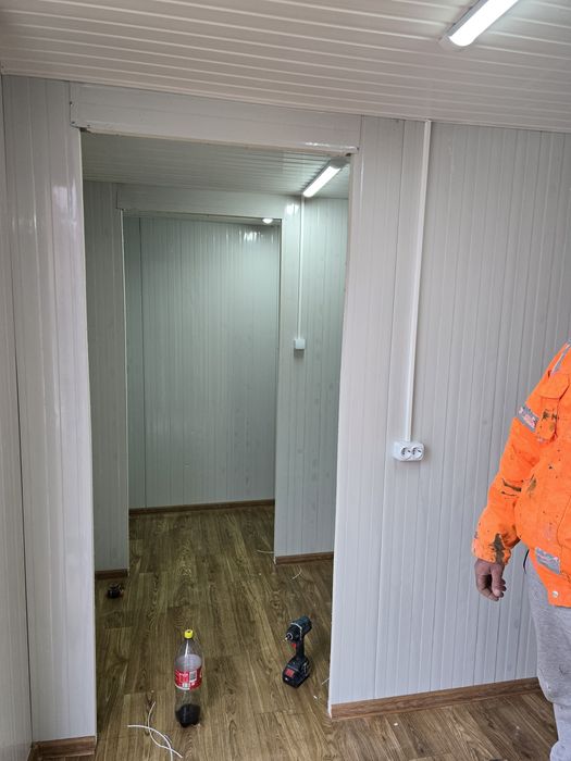 Vand container modular cu grup sanitar