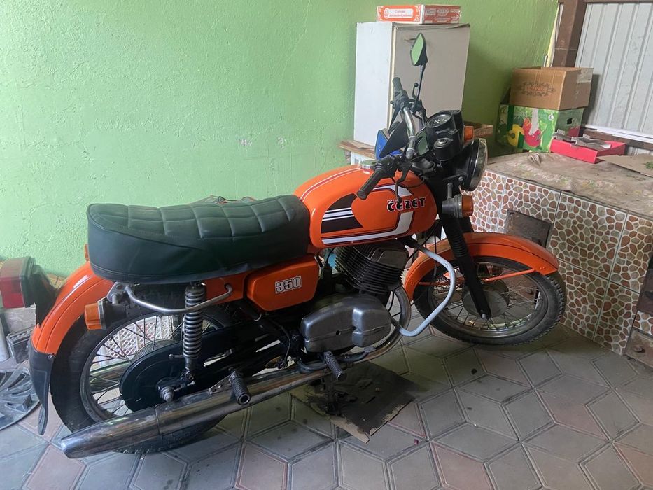Продам мотоцикл Cezet