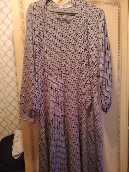 Платья в отличном состоянии