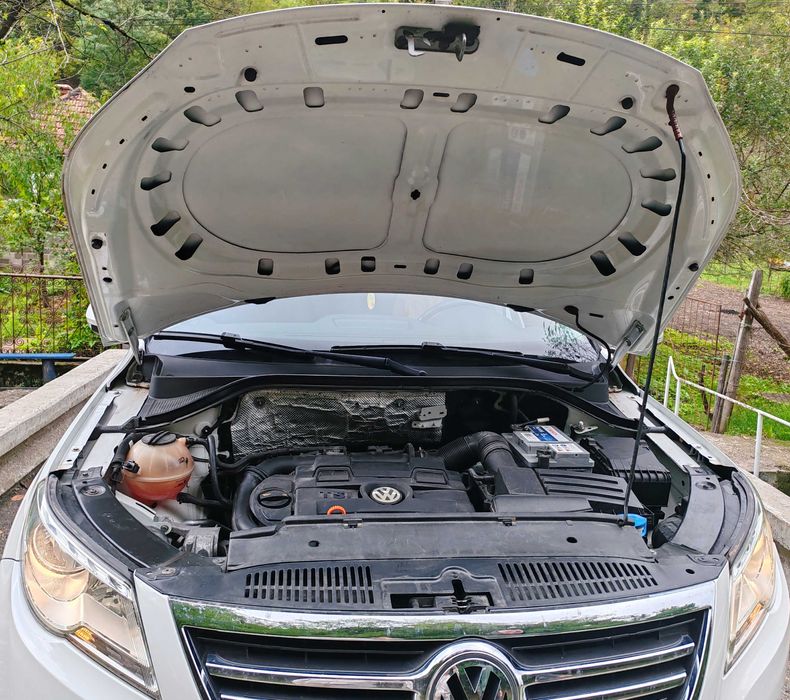 Vând Volkswagen Tiguan