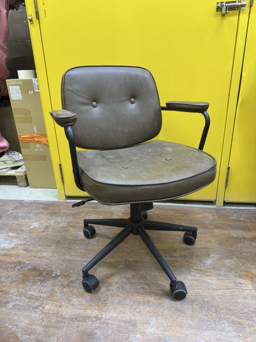 Стул крутящийся для дома и офиса