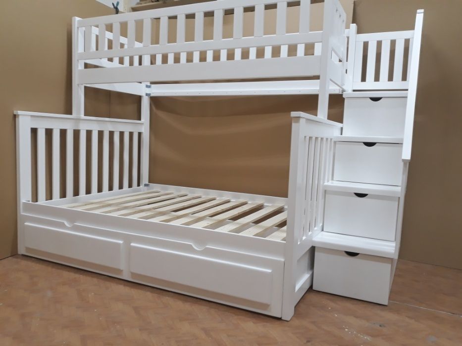 TRANSPORT GRATUIT.Pat etajat-supraetajat,cu 5 locuri.Cod 3701