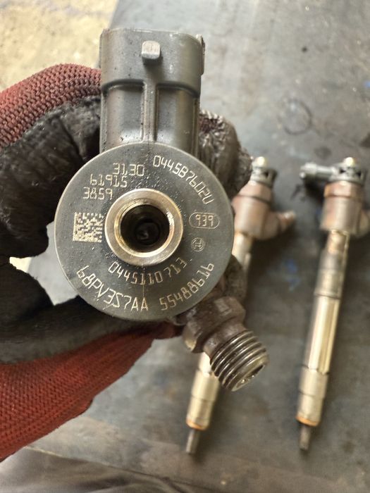 Injector,set injectoare opel insignia B2.0cdti\B20DTH