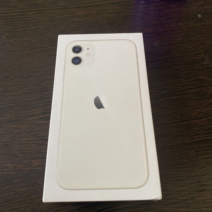 Продам айфон 11