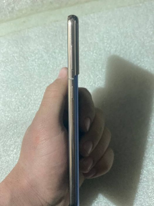 Samsung s 21 pus 5g sotiladi