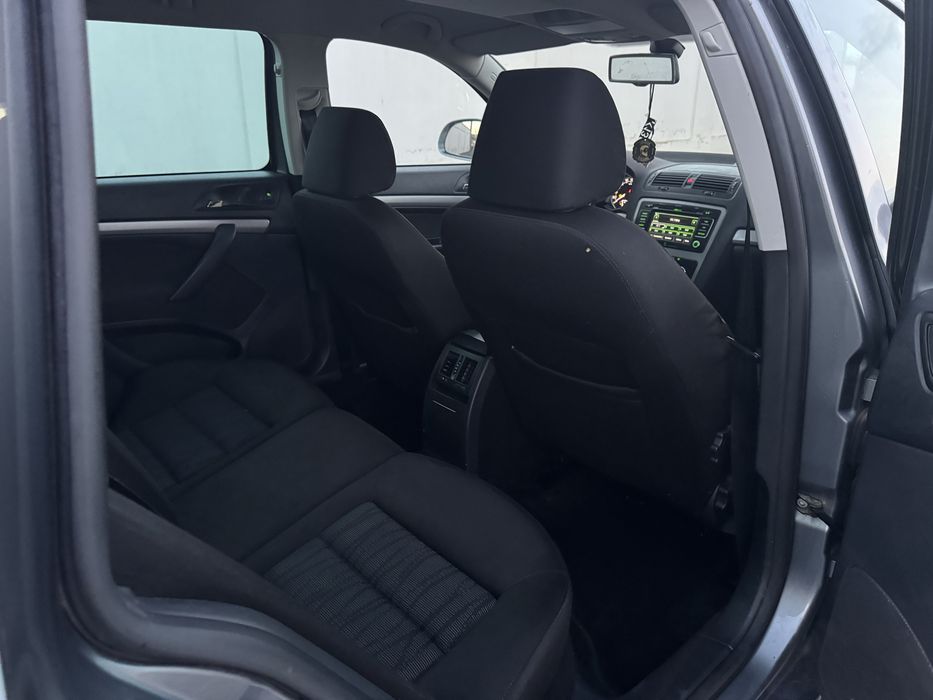 Skoda Octavia 1.6 Diesel *2013* Navi / Xenon / Euro 5 / Pret 3.000 fix