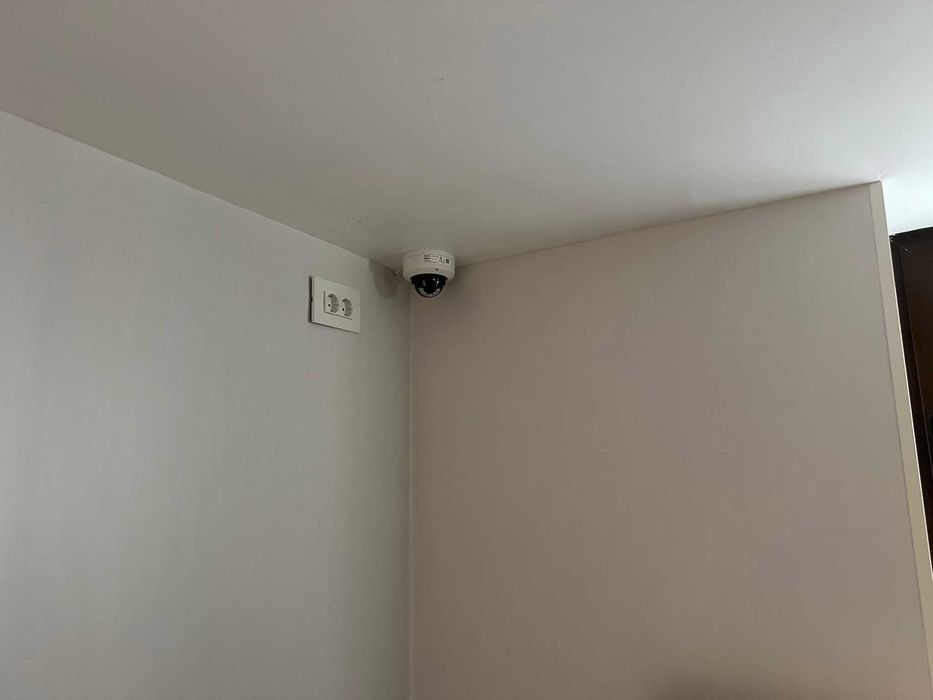 Montaj  Camere video, Alarme, Control Acces, Automatizări Porți, etc.