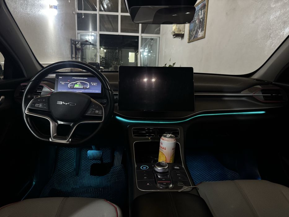BYD chazor 125 tali 2023 yil 136,000 yurgan xolati zor