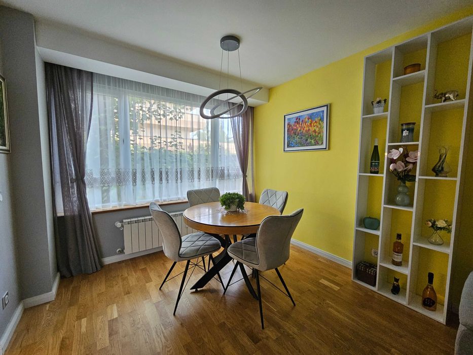 Дава се под наем Тристаен апартамент в София, Изток - 72 кв.м за 920 € - Снимка #18