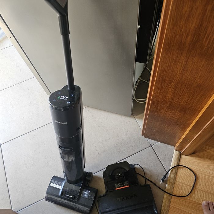 Aspirator umed /uscat  Dreame H12 Pro model HHR25A (pentru piese)dyson
