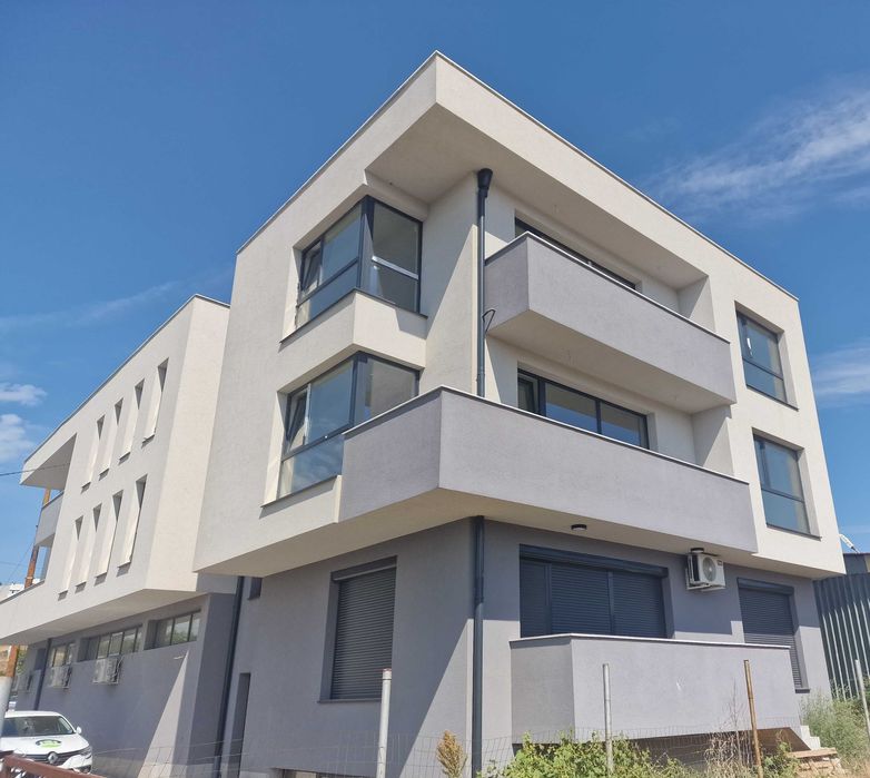 Продава се Тристаен апартамент в Благоевград, Ален мак - 97 кв.м за 992 €/кв.м - Снимка #1