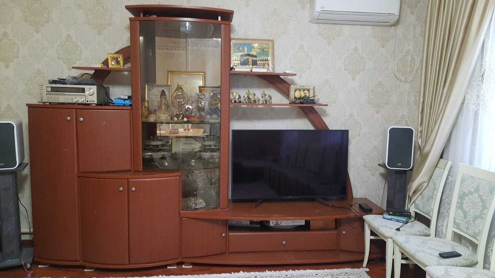 Горка для гостинной