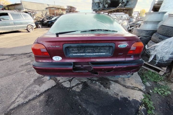 Lampa semnalizare pe aripa fata dreapta Ford Mondeo 1992