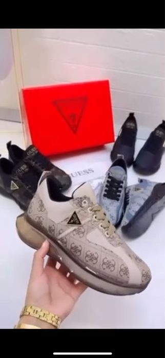 Дамски обувки Guess