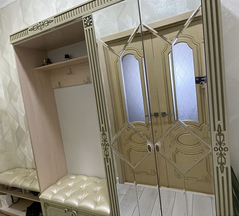 Продается прихожка