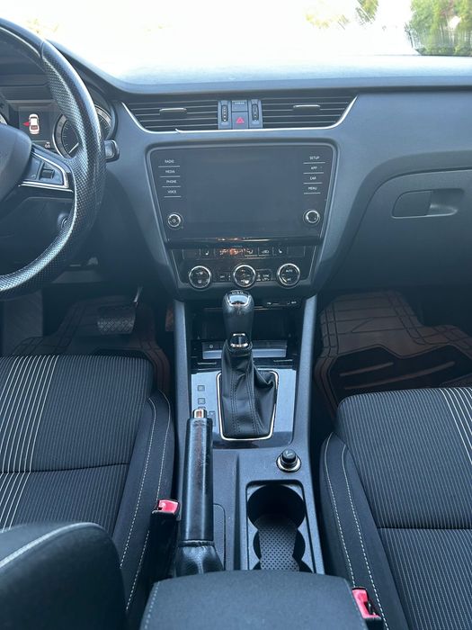 Vând Skoda Octavia 2017, motorizare 2.0 TDI, 150 CP, cutie automată DSG