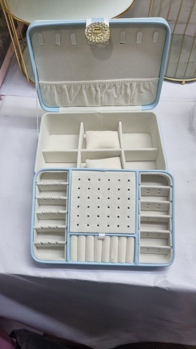 Shkatulka taqinchoqlar uchun