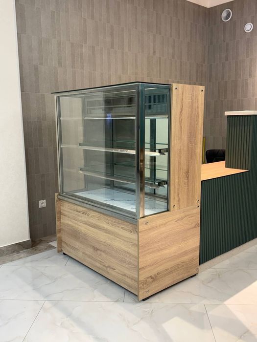 Витрина холодильник торт учун