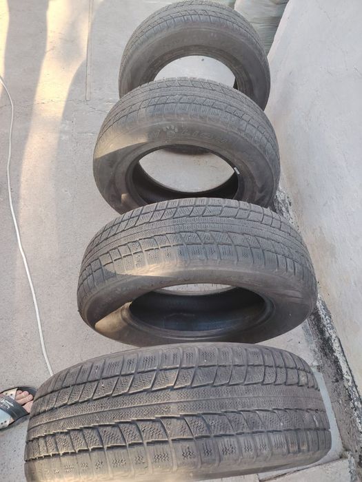 Зимние балоны  215/70/R16