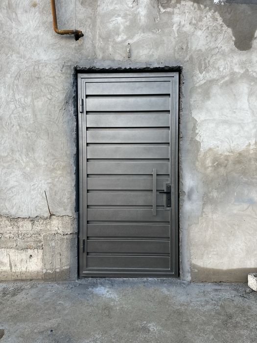 Darvoza naves reshotka perela kazerok kaletka
